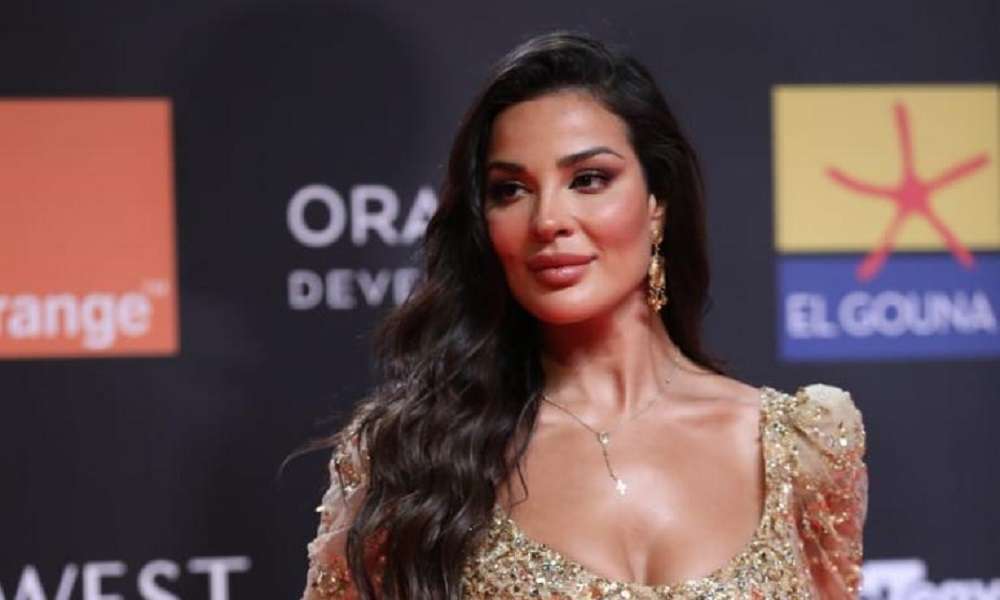 بين الجد والمزح: نادين نجيم توضح حقيقة الفيديو المنتشر