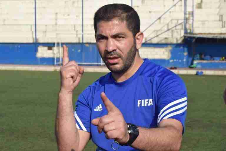 زلزال تدريبي في الأنصار... الجمهور واللاعبون في قلب المعركة