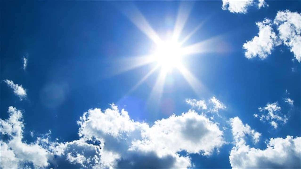 طقس ربيعي دافئ مع إنخفاض تدريجي بدرجات الحرارة....إليكم تفاصيل النشرة الجوية