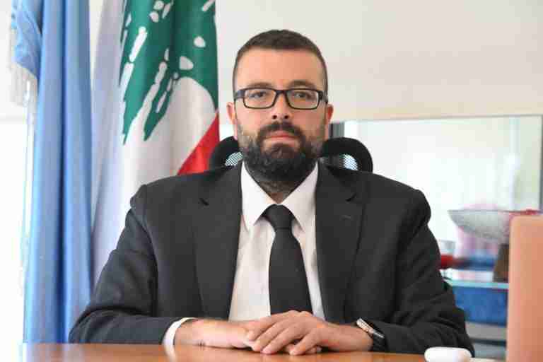محمود الجمل يكسر الحواجز في بيروت… فرحة المستقبل أم رسالة للخصوم؟