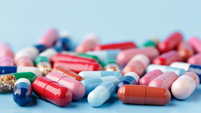 تايلينول من زجاجات المياه؟ العلماء يكتبون فصلاً جديدًا في الطب