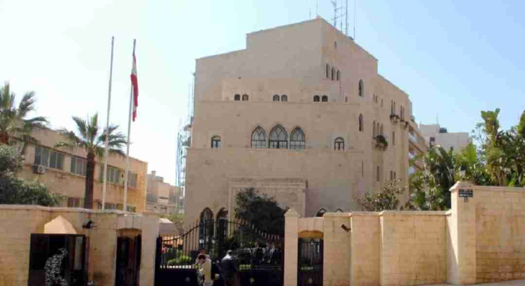 برّاك يلتقي برّي... والسـ ـلاح على الطاولة!