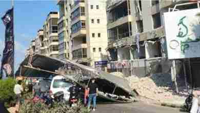 "سور حديدي يهوي قرب السفارة الكويتية... والناس نجت بأعجوبة!"