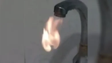الحنفية اشتعلت... أزمة مياه تتحول إلى كابوس غازي!