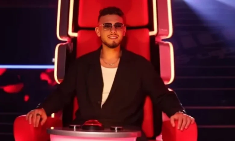 كرسي أحمر... وعمر صغير! الشامي يدخل عالم الكبار من بوابة الأطفال