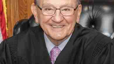 بالفيديو: القاضي الذي أنصف القلوب قبل القوانين... فرانك كابريو يودّع العالم بصمت نبيل