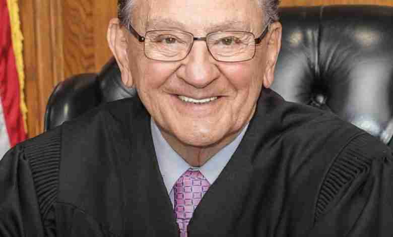 بالفيديو: القاضي الذي أنصف القلوب قبل القوانين... فرانك كابريو يودّع العالم بصمت نبيل