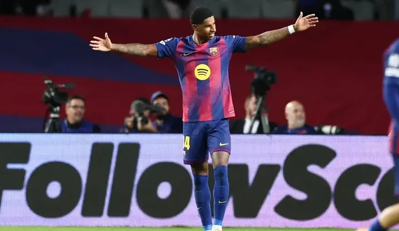 راشفورد أمام رقم تاريخي..