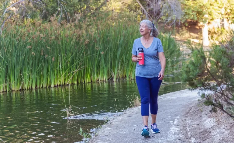 المشي مرتين أسبوعيا يحمي قلبك