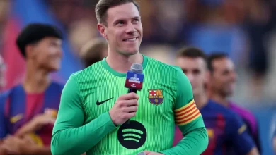 قرار مفاجئ للألماني شتيغن حارس مرمى برشلونة