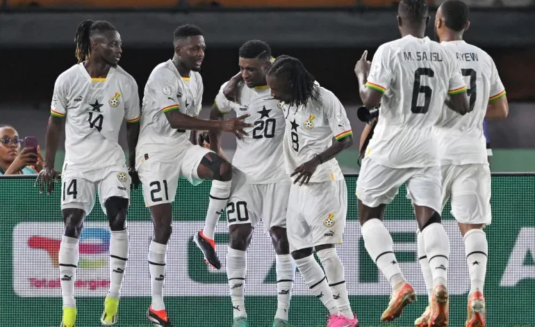 غانا تحتفل بالتأهل للمونديال بدار أيتام