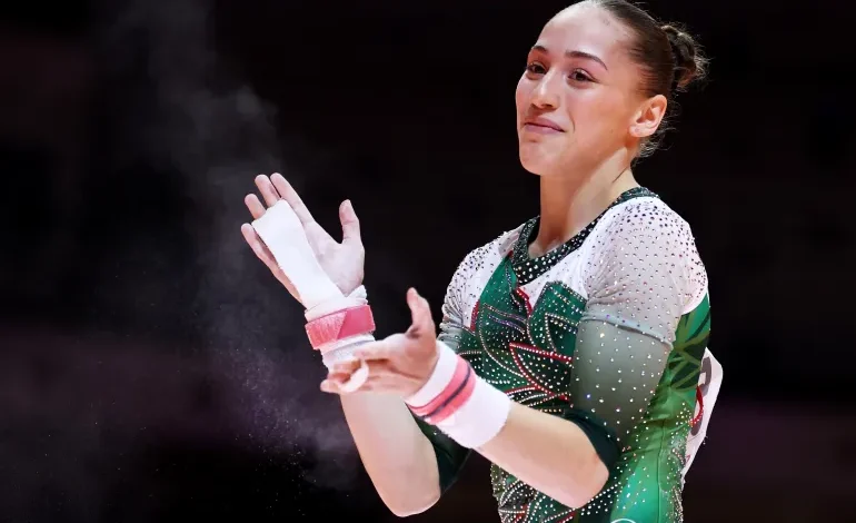 الجزائرية نمور تتألق في بطولة العالم للجمباز