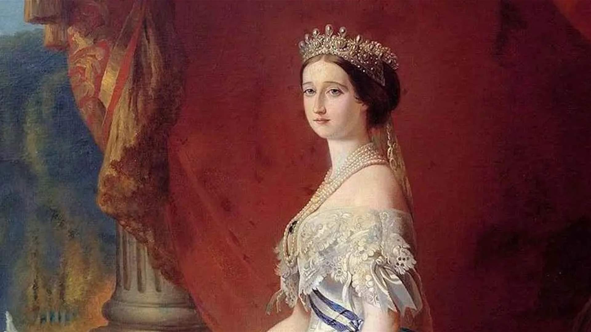 اللوفر مجددًا في دائرة الضوء… تاج إمبراطوري يظهر مجددًا وسط تساؤلات مثيرة