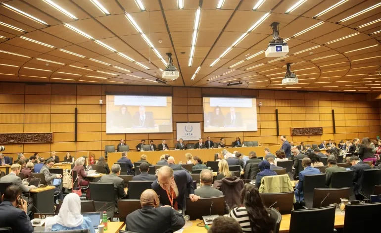 الوكالة الذرية تصدر قرارا بشأن نووي إيران وطهران ترد