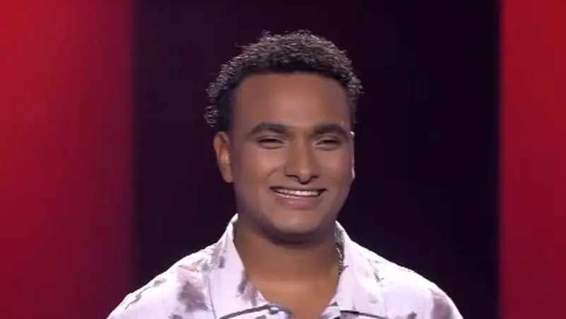 مشترك في "ذا فويس" يثير الجدل..