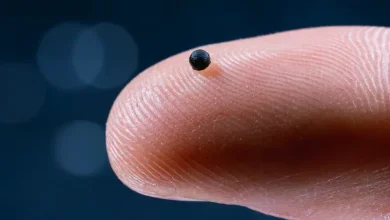 روبوت بحجم حبة رمل يوصل الدواء داخل جسمك