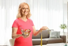 أهم ما يجب أن تتناوله سيدات الـ50 والـ60 لإنقاص وزنهن