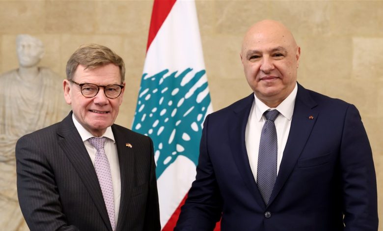 وساطة ألمانية إلى الواجهة