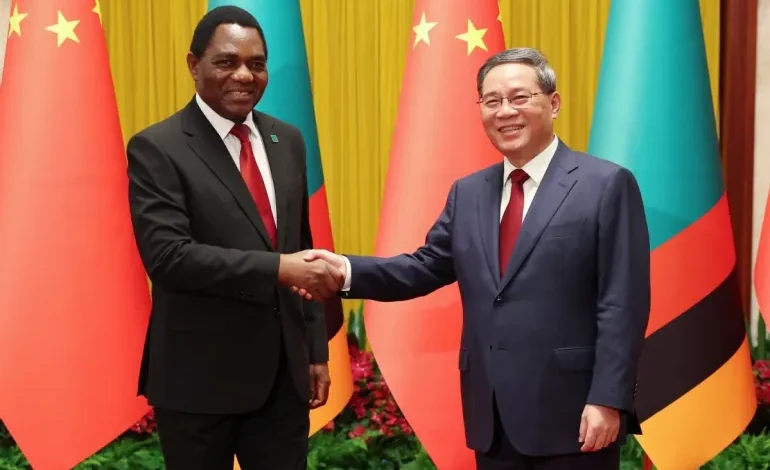 رئيس وزراء الصين في زامبيا لأول مرة منذ 28 عاما