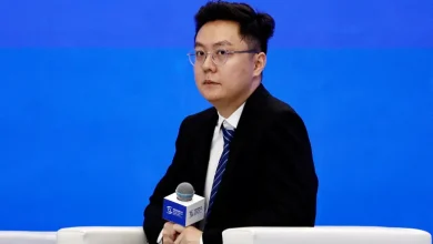 مبتكر "ديب سيك" يخشى الذكاء الاصطناعي