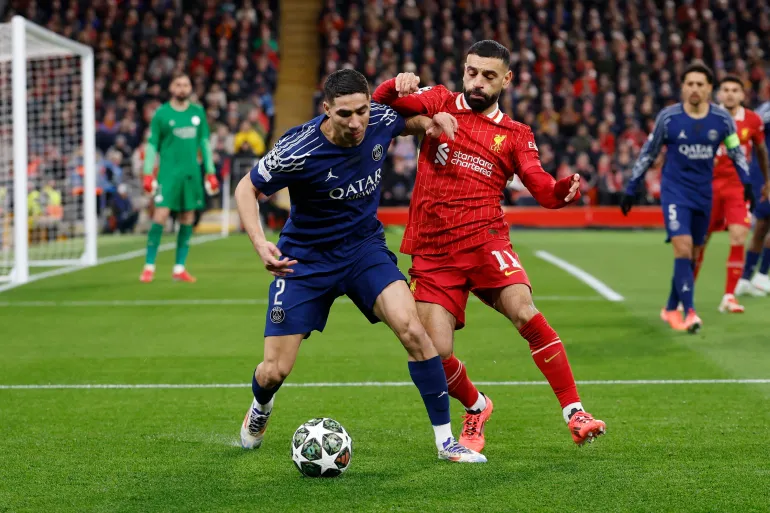 هل ينتزع أشرف حكيمي عرش نجومية أفريقيا من محمد صلاح؟