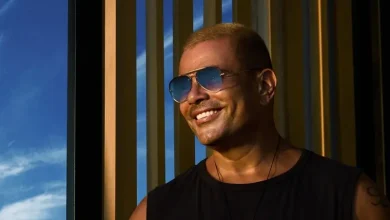 قصة حياة عمرو دياب يكتبها إبراهيم عيسى