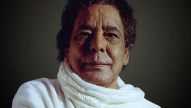 بعد تدهور حالته الصحية.. نقل محمد منير إلى المستشفى