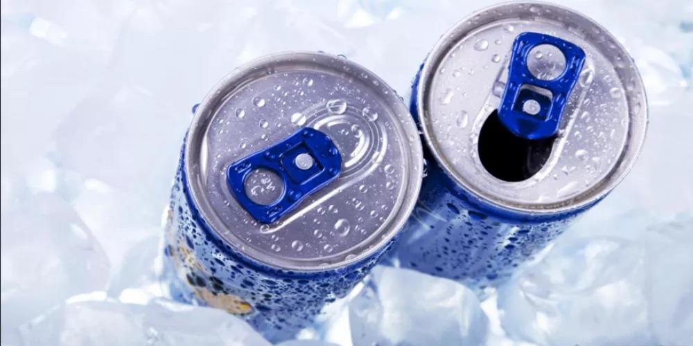 ما مخاطر مشروبات الطاقة على صحة المراهقين؟