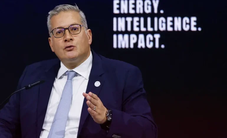 مصر تطرح مزايدة عالمية لاستكشاف النفط والغاز بالبحر الأحمر