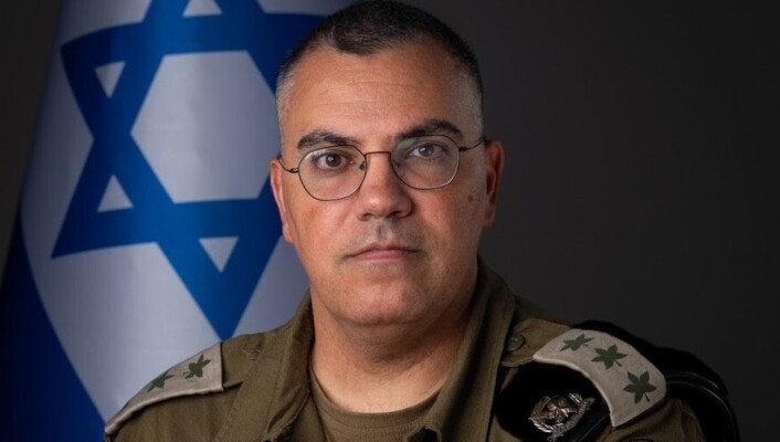 أفيخاي أدرعي يطوي صفحة طويلة من الخدمة