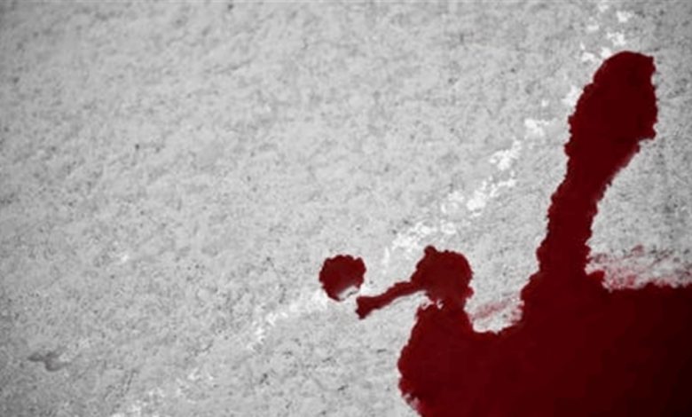 في بركة من دمائه.. العثور على موسيقي شهير ميتًا