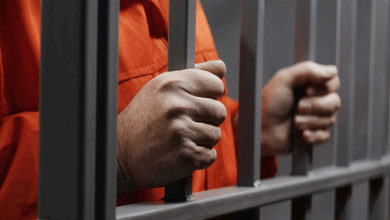 قبل ساعات من إعدامه.. سجين ينجو من الموت!