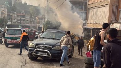 مسيرة تستهدف سيارة وسط بلدة تول المكتظة... تابعوا التفاصيل