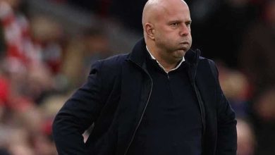 "مبلغ ضخم.".. كم سيدفع ليفربول إذا قرر التخلص من سلوت؟