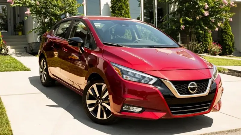 "نيسان" توقف إنتاج سيارة "فيرسا"