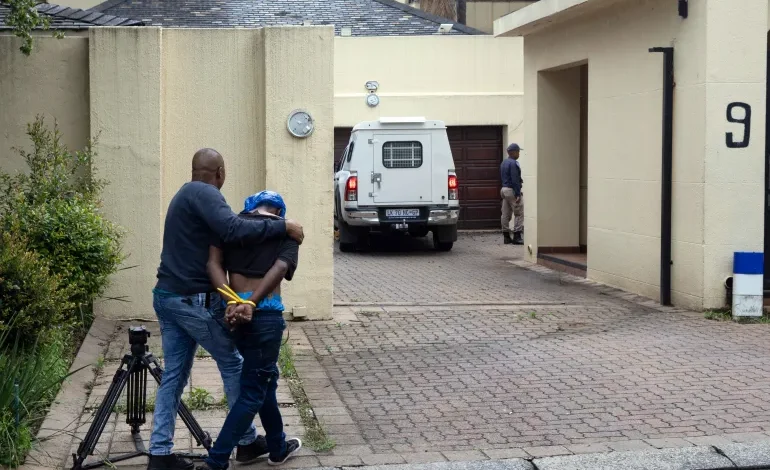 11 قتــ يلا بإطلاق نار في فندق بجنوب أفريقيا