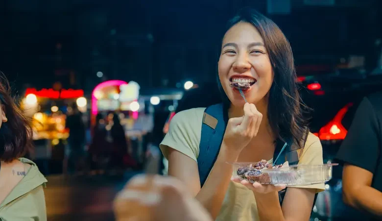 لماذا نأكل الحلوى رغم الشبع؟
