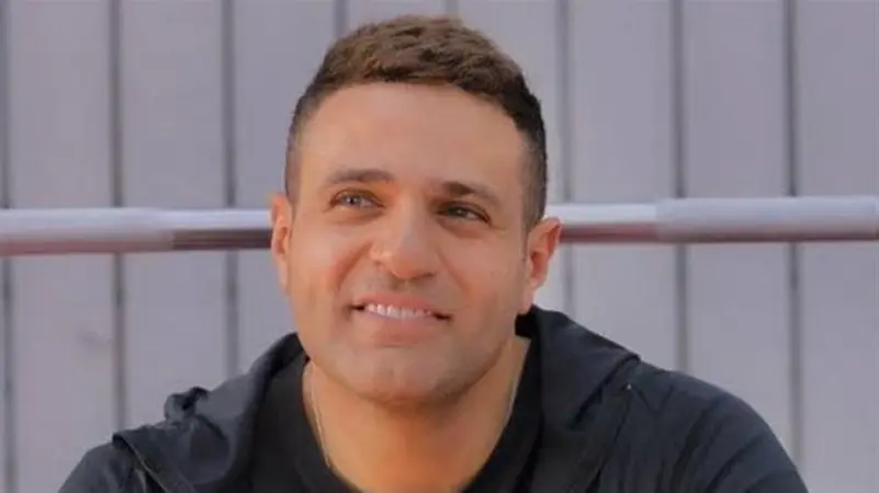 حبس فتاة شتمت المطرب محمد نور