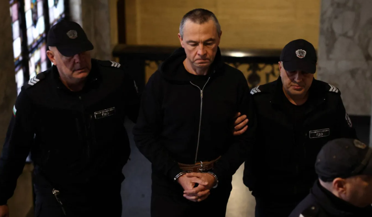 مالك سفينة روسوس الموقوف في بلغاريا رفض الإدلاء بإفادته