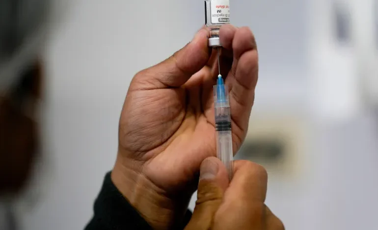 التحقيق في وفيات يشتبه بارتباطها بلقاحات كورونا