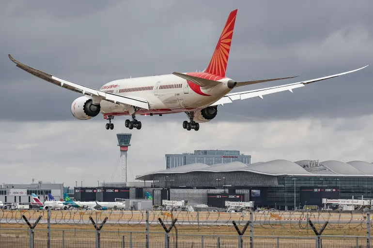 كيف تحمي شركات الطيران ركابها وأموالها؟