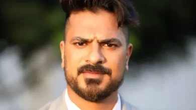 فنان مصري ينفصل عن زوجته بعد 8 سنوات من الزواج