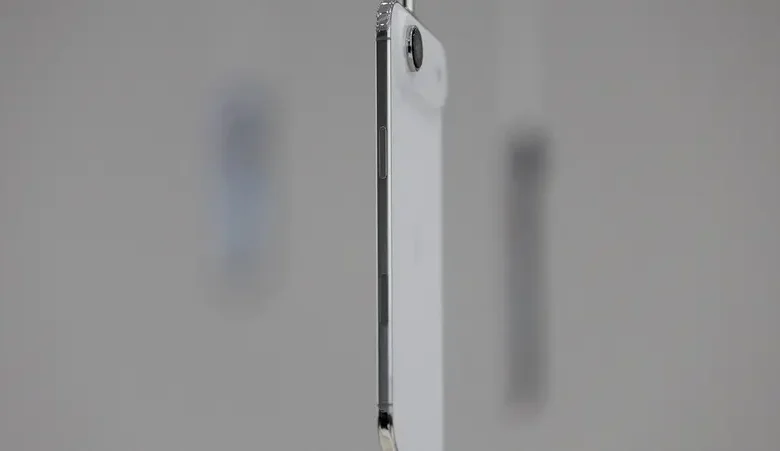 آيفون إير يفقد قيمته أسرع من أي آيفون جديد آخر