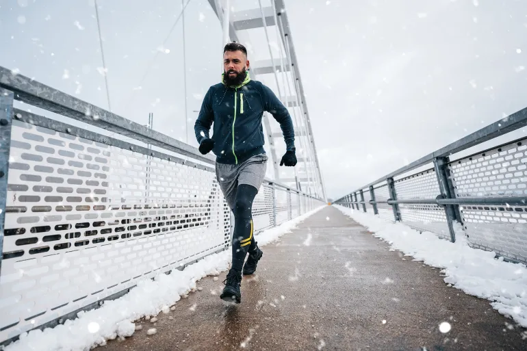 ‫كيف تمارس رياضة الجري في الشتاء؟