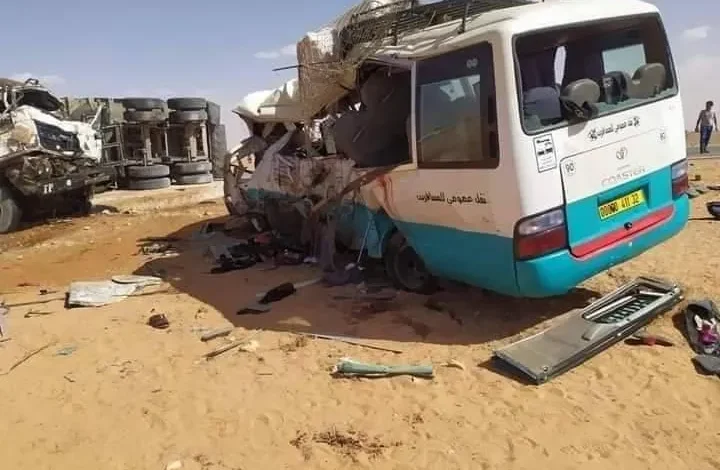 مصرع 14 شخصا في الجزائر