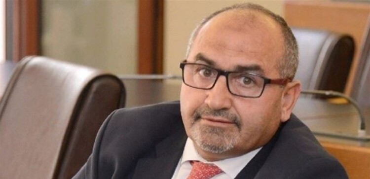 الحشيمي يربط الغياب عن الجلسة للدفاع عن المسار التشريعي