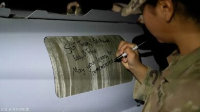 رسالة مؤثرة على قذيفة... تفصيل لافت يسبق ضربة في سوريا