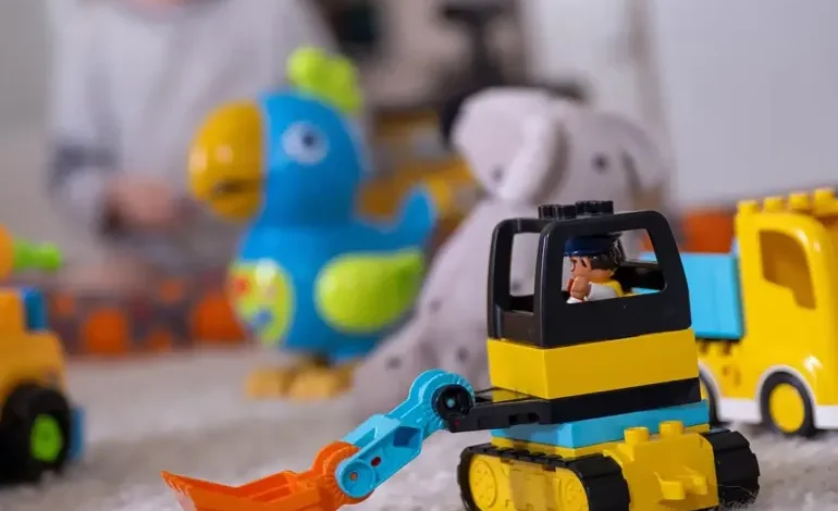 تحذير بأن ‫ألعاب الأطفال قد تحتوي على مواد مؤثرة على الهرمونات‬