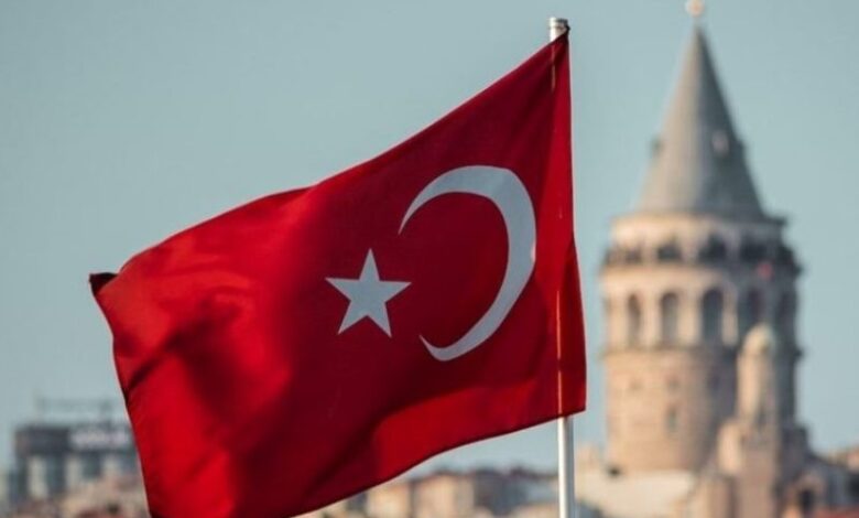 خطوط تركية توقف جسراً جوياً مؤقتاً في أجواء الشرق والغرب