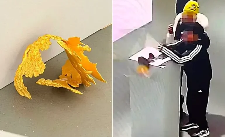 صبي يُتلف تاجا قيمته أكثر من 300 ألف دولار